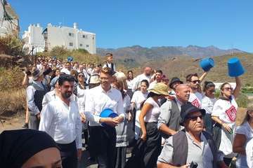 Unas 1.200 personas dan vida a una nueva edición de la Traída del Agua (Foto Francisco Javier Santana y TA)